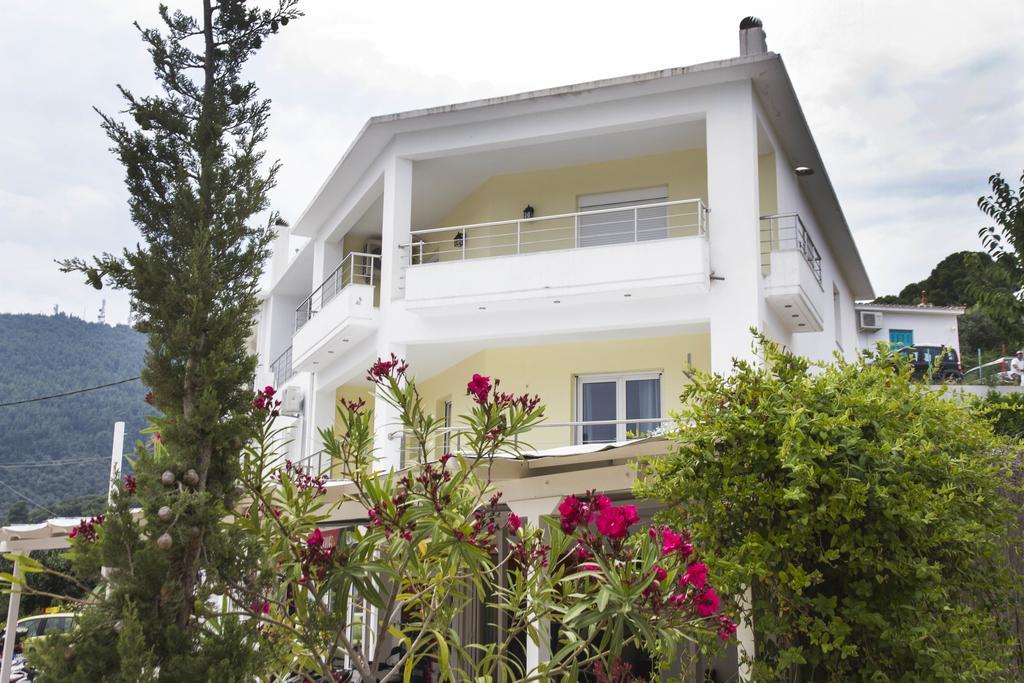 Iridanos Apartments Σκιάθος Πόλη Εξωτερικό φωτογραφία